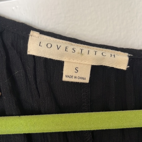 Lovestitch Black dress with slits - Picture 3 of 3